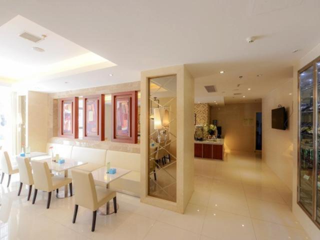 Jinjiang Inn Xianning Yinquan Avenue Hot Spring Hotel Екстериор снимка